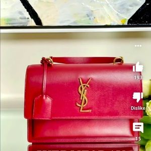 Meet your Posher, Daphney